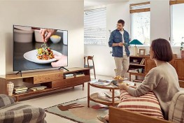 Smart Tivi Samsung 4K 55 inch 55AU7000 UHD